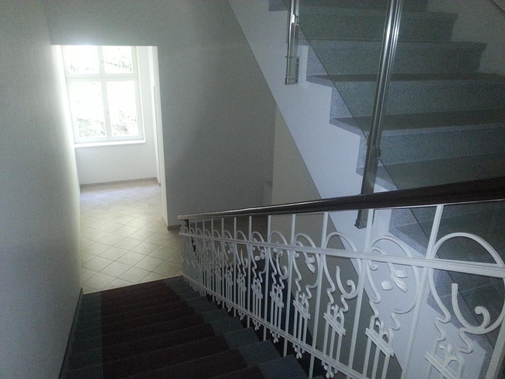 Apartments Valencia Karlsbad Rum bild