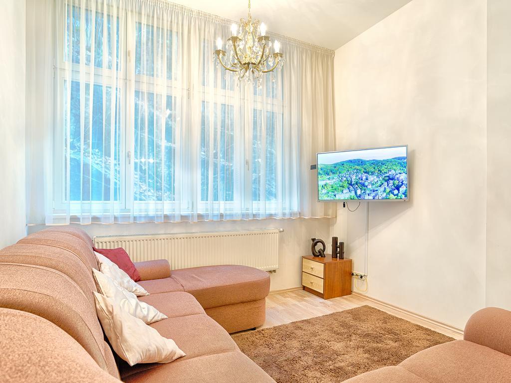 Apartments Valencia Karlsbad Rum bild